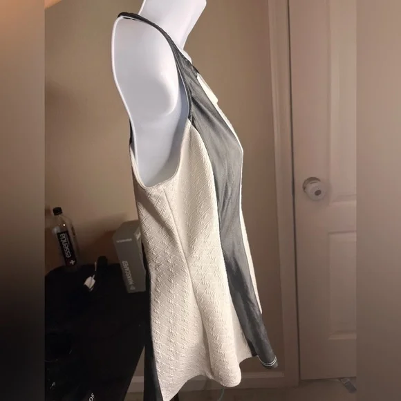 Black & White peplum Shirt - Picture 2 of 6